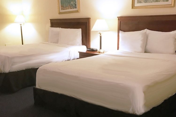 Hotel Ramada by Wyndham Windsor Locks